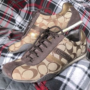 Authentic Coach (Katelyn) shoes size 7.5M